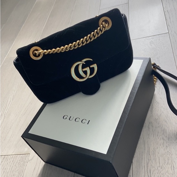 Gucci Handbags - Gucci marmont velvet bag